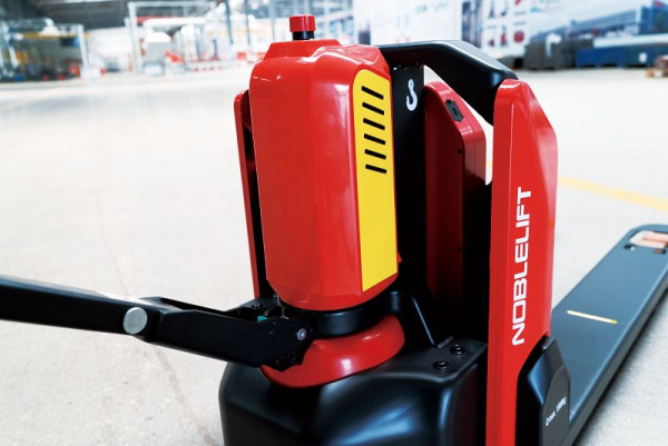 EPT15N | Transpallet Elettrico Noblelift EDGE 1500 Kg - immagine 6